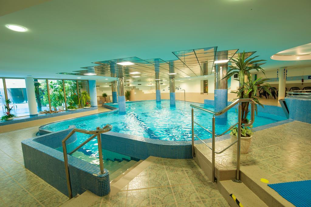 Sport-V-Hotel Hrotovice Zewnętrze zdjęcie