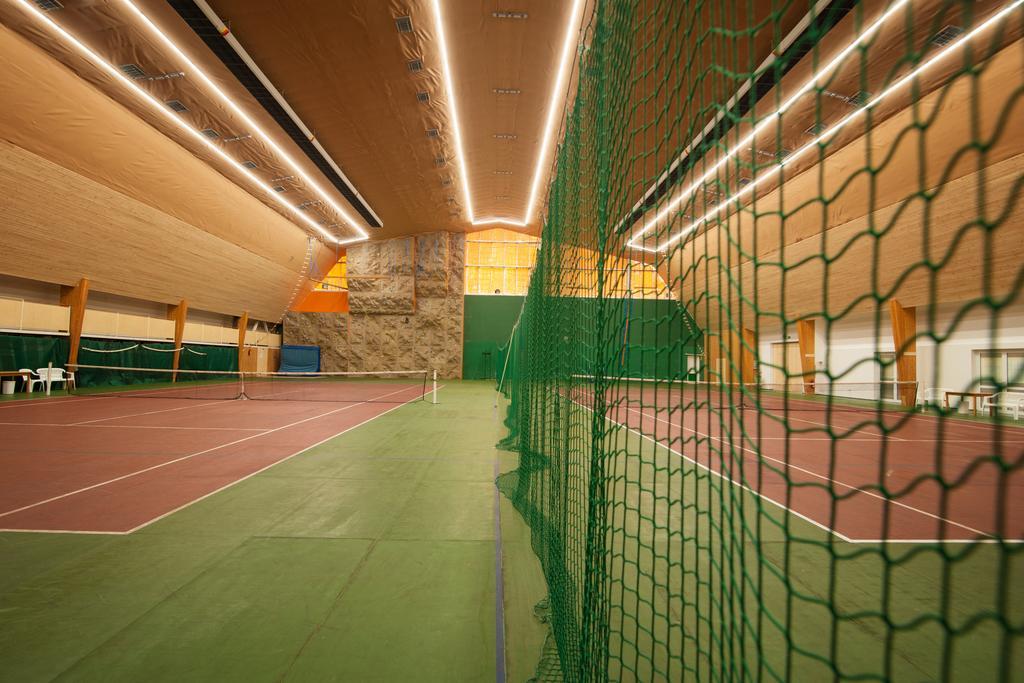 Sport-V-Hotel Hrotovice Zewnętrze zdjęcie